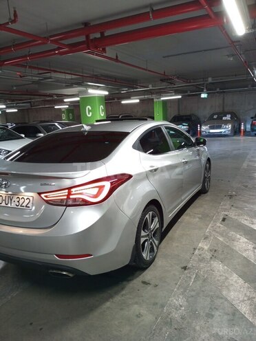 Hyundai Elantra 2015, 127,000 km - 2.0 l - Bakı