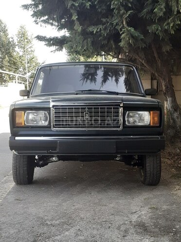 LADA (VAZ) 2107 2010, 90,000 km - 1.5 l - Salyan