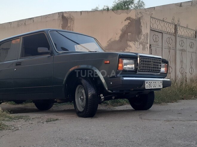 LADA (VAZ) 2107 2010, 90,000 km - 1.5 l - Salyan