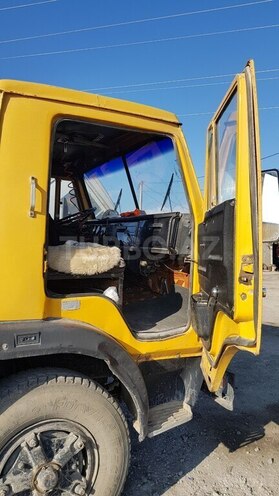 KamAz 55111 1987, 300,000 km - 11.0 l - Gəncə