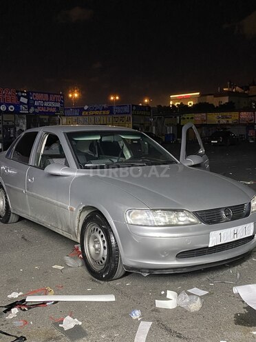 Opel Vectra 1997, 45,000 km - 2.0 l - Bakı