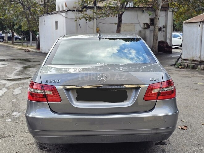 Mercedes E 220 2011, 178,000 km - 2.2 l - Bakı