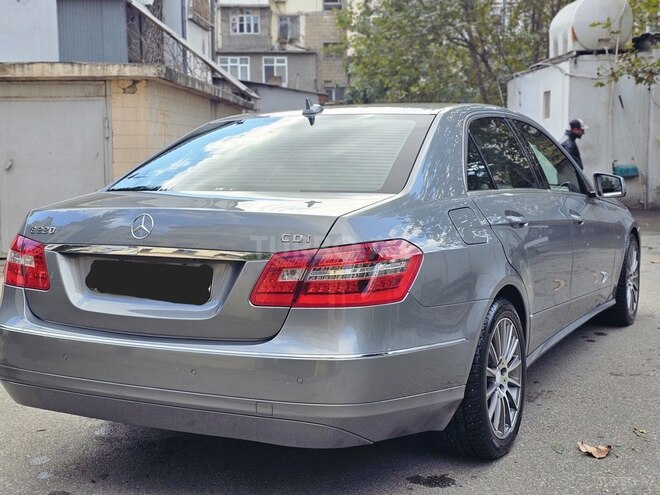 Mercedes E 220 2011, 178,000 km - 2.2 l - Bakı