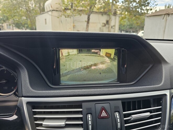 Mercedes E 220 2011, 178,000 km - 2.2 l - Bakı