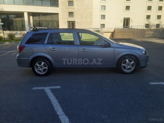 Opel Astra 2005, 241,000 km - 1.6 l - Qəbələ