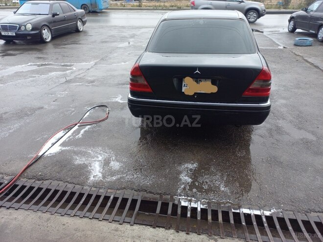 Mercedes C 220 1995, 250,000 km - 2.2 l - Bakı