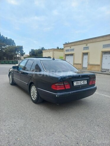 Mercedes E 230 1996, 270,000 km - 2.3 l - Bakı