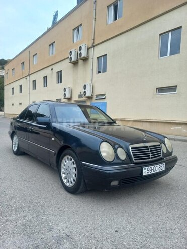 Mercedes E 230 1996, 270,000 km - 2.3 l - Bakı
