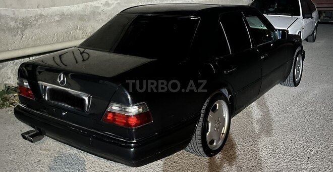 Mercedes E 220 1994, 458,000 km - 2.2 l - Bakı