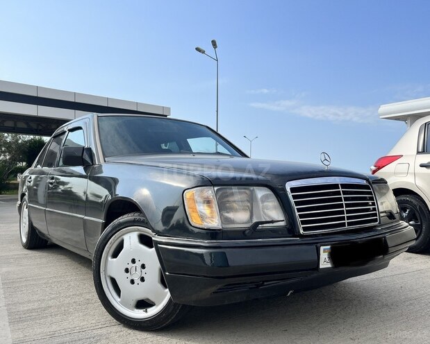 Mercedes E 220 1994, 458,000 km - 2.2 l - Bakı