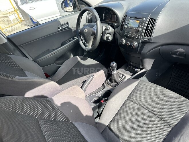 Hyundai i30 2011, 223,000 km - 1.6 l - Sumqayıt
