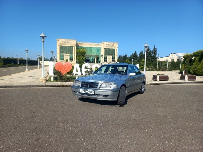 Mercedes C 220 2000, 361,100 km - 2.2 l - Ağcabədi
