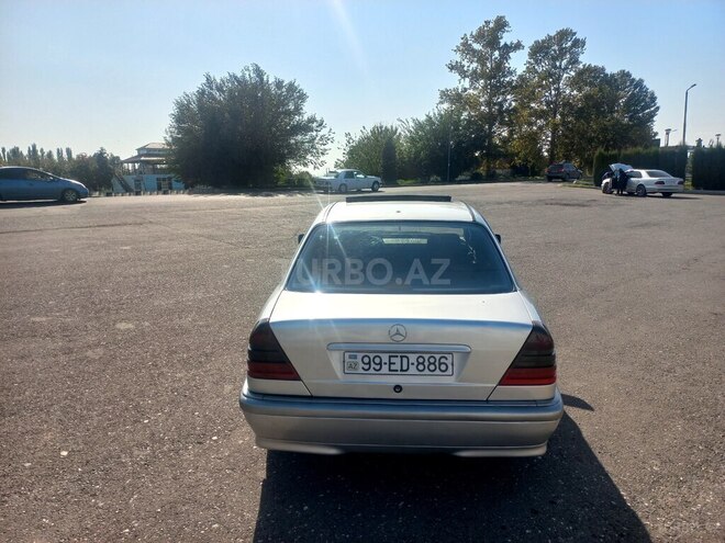 Mercedes C 220 2000, 361,100 km - 2.2 l - Ağcabədi