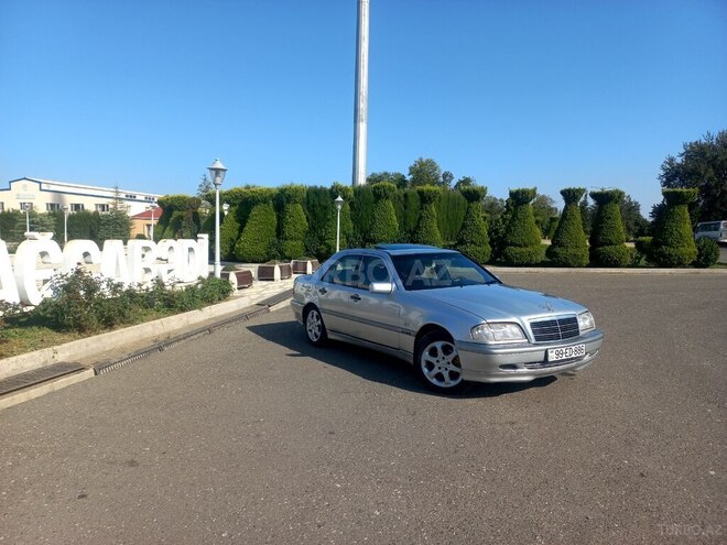 Mercedes C 220 2000, 361,100 km - 2.2 l - Ağcabədi