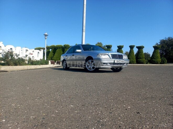 Mercedes C 220 2000, 361,100 km - 2.2 l - Ağcabədi