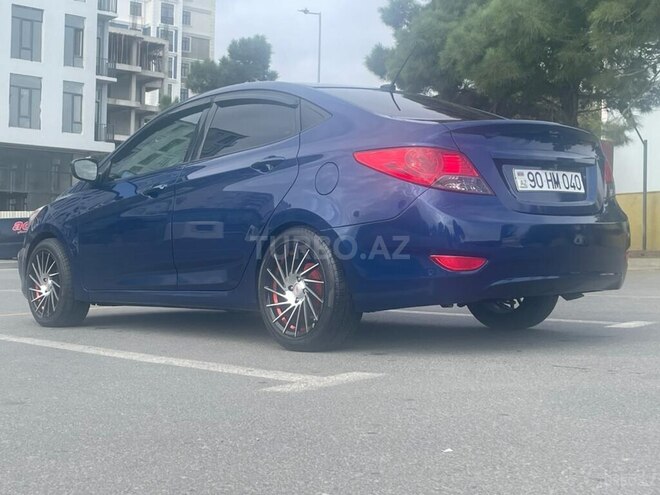 Hyundai Accent 2015, 90,000 km - 1.6 l - Bakı