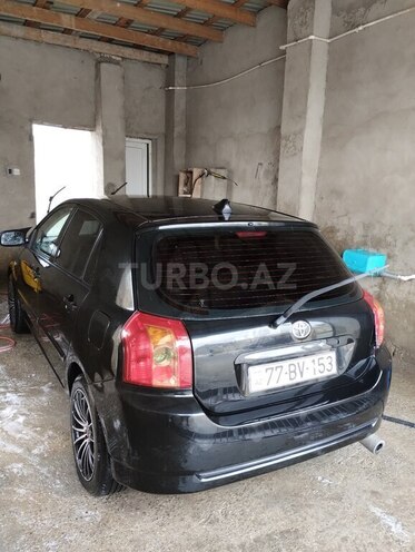 Toyota Corolla 2005, 215,000 km - 1.4 l - Bakı