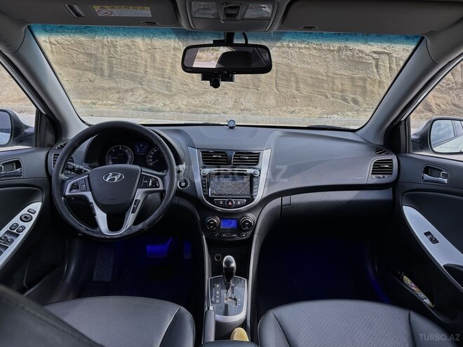 Hyundai Accent 2013, 153,000 km - 1.6 л - Bakı
