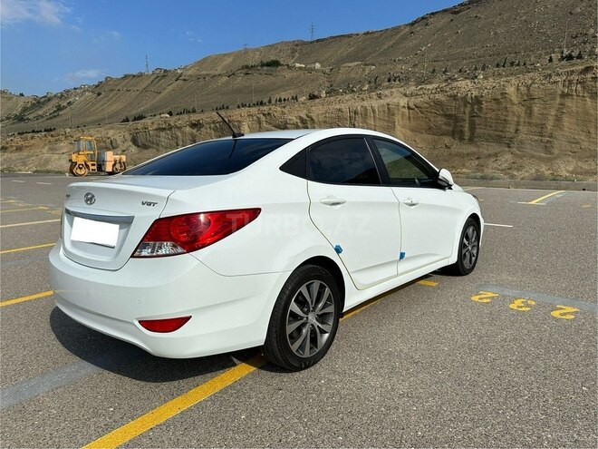 Hyundai Accent 2013, 153,000 km - 1.6 л - Bakı