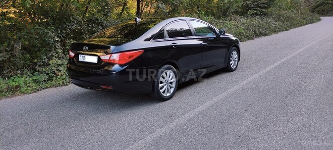 Hyundai Sonata 2014, 231,400 km - 2.0 l - Qusar