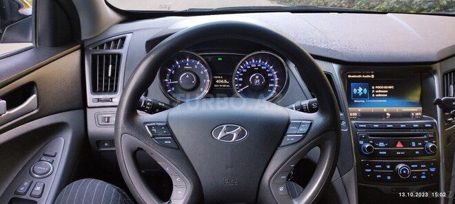 Hyundai Sonata 2014, 231,400 km - 2.0 l - Qusar