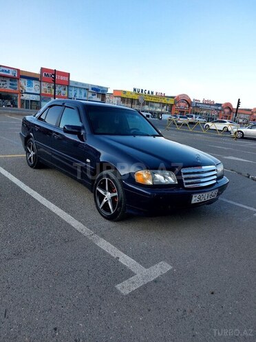 Mercedes C 180 1999, 270,000 km - 1.8 l - Bakı