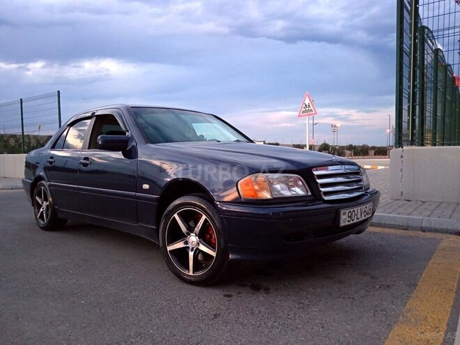 Mercedes C 180 1999, 270,000 km - 1.8 l - Bakı