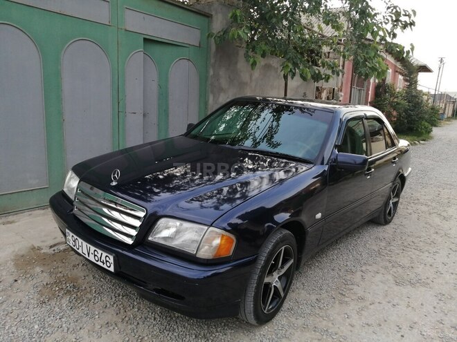 Mercedes C 180 1999, 270,000 km - 1.8 l - Bakı