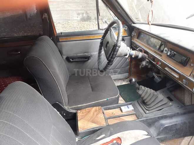 GAZ 24 1982, 300,000 km - 2.4 l - Qəbələ