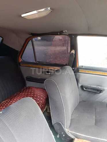 GAZ 24 1982, 300,000 km - 2.4 l - Qəbələ