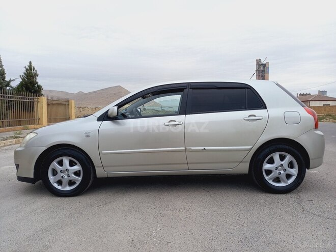 Toyota Corolla 2006, 250,000 km - 1.4 л - Bakı