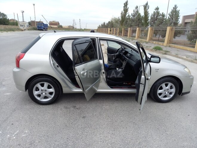 Toyota Corolla 2006, 250,000 km - 1.4 л - Bakı