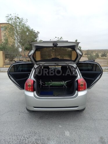 Toyota Corolla 2006, 250,000 km - 1.4 л - Bakı