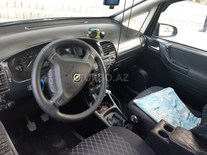 Opel Zafira 1999, 305,000 km - 1.8 l - Xaçmaz