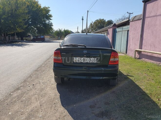 Opel Astra 2000, 350,000 km - 1.6 l - Qazax