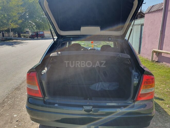 Opel Astra 2000, 350,000 km - 1.6 l - Qazax