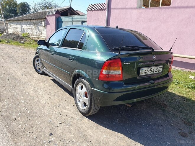 Opel Astra 2000, 350,000 km - 1.6 l - Qazax