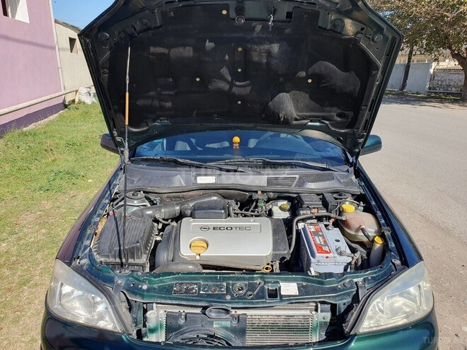 Opel Astra 2000, 350,000 km - 1.6 l - Qazax