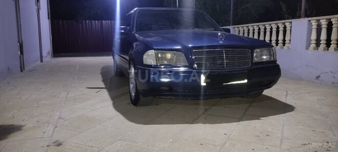 Mercedes C 180 1995, 270,936 km - 1.8 l - Salyan