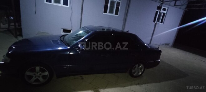 Mercedes C 180 1995, 270,936 km - 1.8 l - Salyan