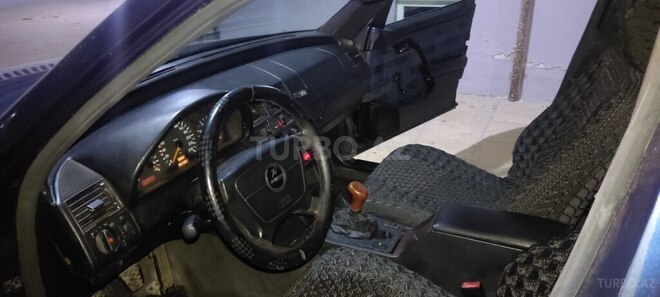 Mercedes C 180 1995, 270,936 km - 1.8 l - Salyan