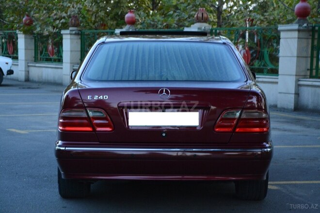 Mercedes E 240 1999, 343,000 km - 2.4 l - Bakı