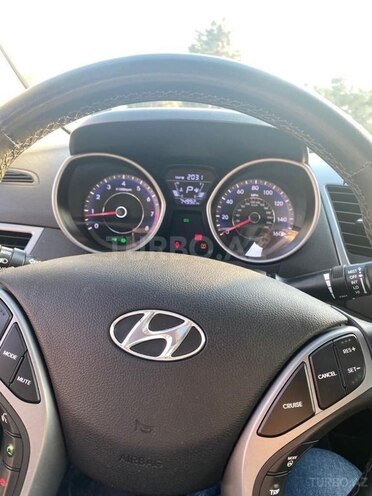 Hyundai Elantra 2015, 120,000 km - 1.8 л - Bakı