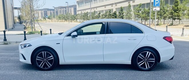 Mercedes A 250 e 2020, 49,000 km - 1.3 л - Bakı
