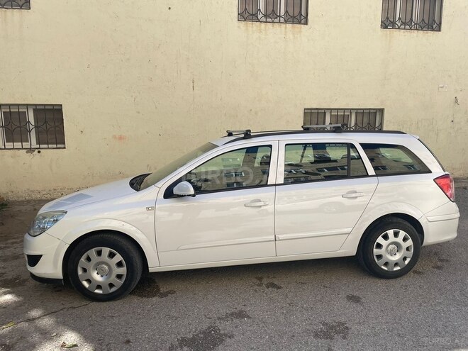 Opel Astra 2009, 202,000 km - 1.7 l - Bakı