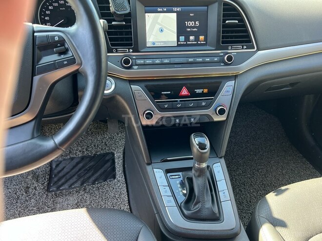Hyundai Elantra 2016, 179,000 km - 1.6 l - Bakı