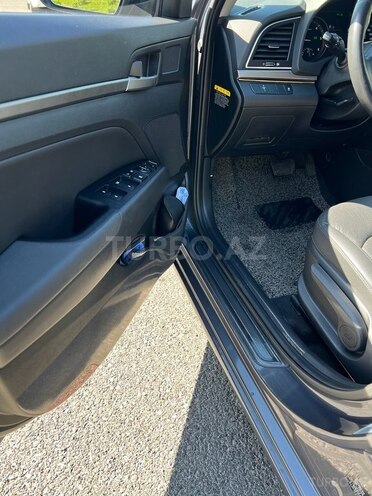 Hyundai Elantra 2016, 179,000 km - 1.6 l - Bakı