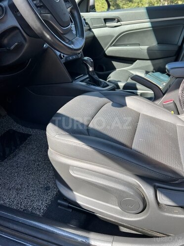 Hyundai Elantra 2016, 179,000 km - 1.6 l - Bakı