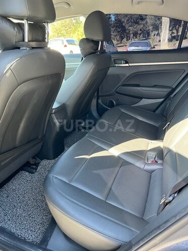 Hyundai Elantra 2016, 179,000 km - 1.6 l - Bakı