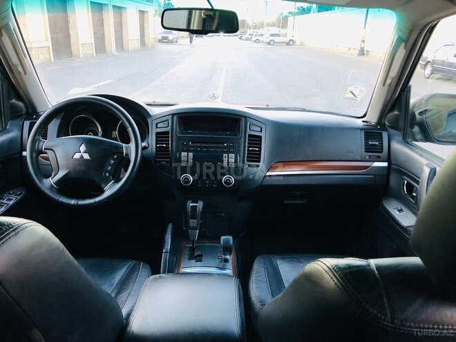 Mitsubishi Pajero 2007, 143,000 km - 3.0 l - Bakı